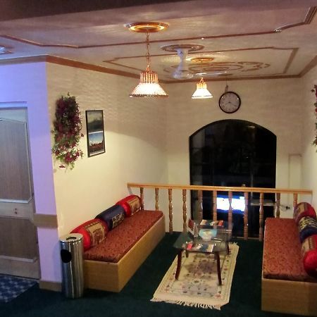 Royal Star Inn Srīnagar Exterior foto