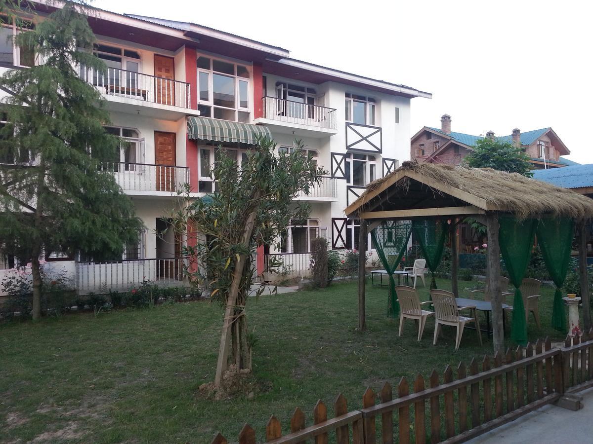Royal Star Inn Srīnagar Exterior foto